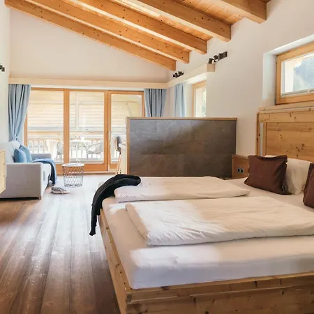 Feelfree Nature Resort Oetz Room photo